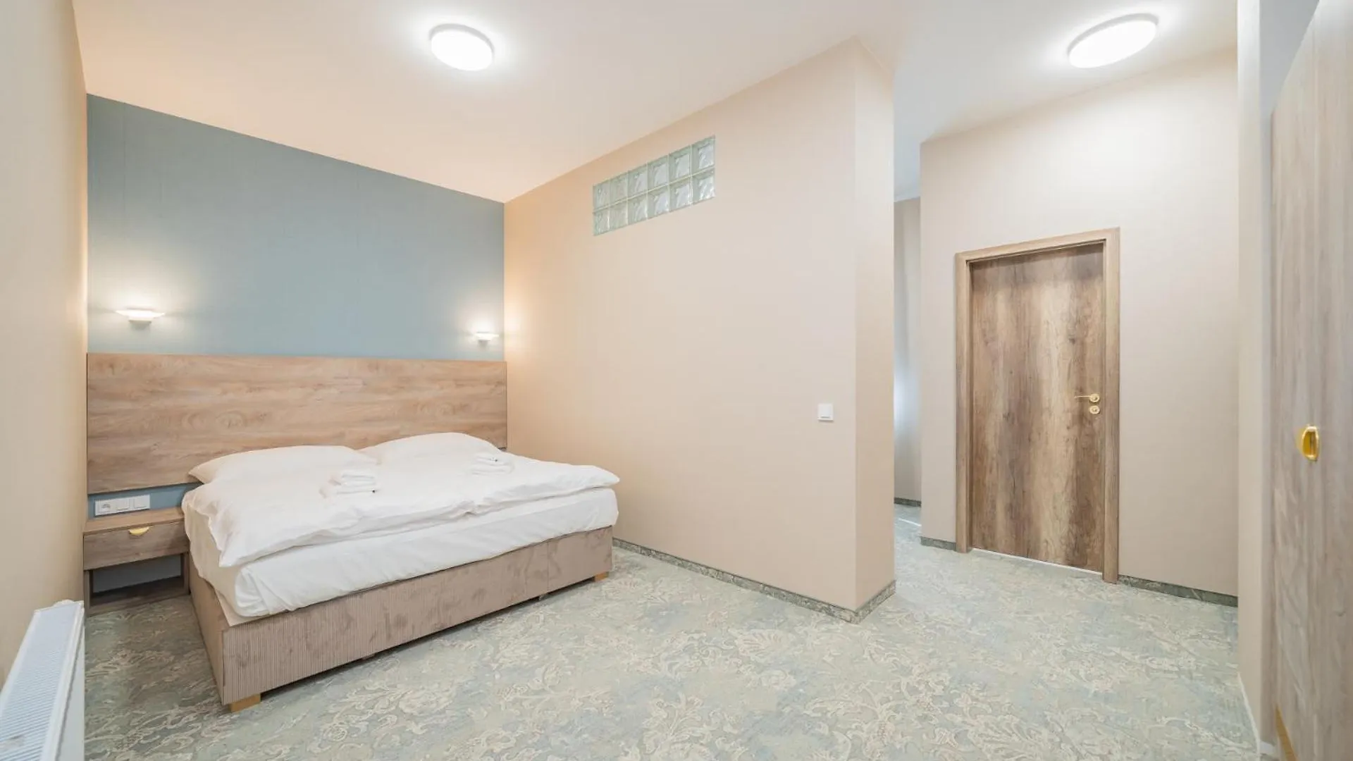 Rabie Aparthotel Prague