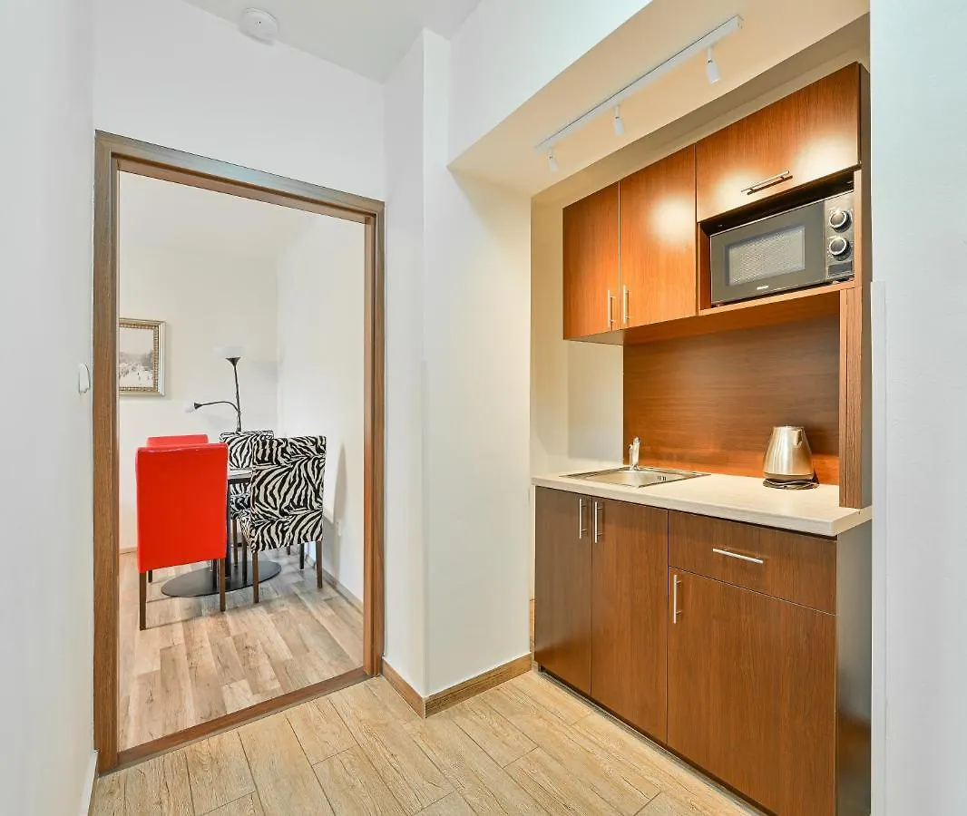 Rabie Aparthotel Prague 3*,